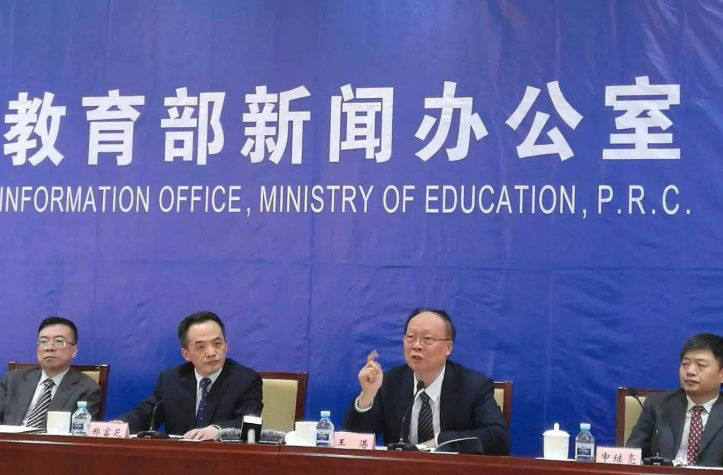 古诗文背诵增至72篇,高中新课标刷爆家长圈!